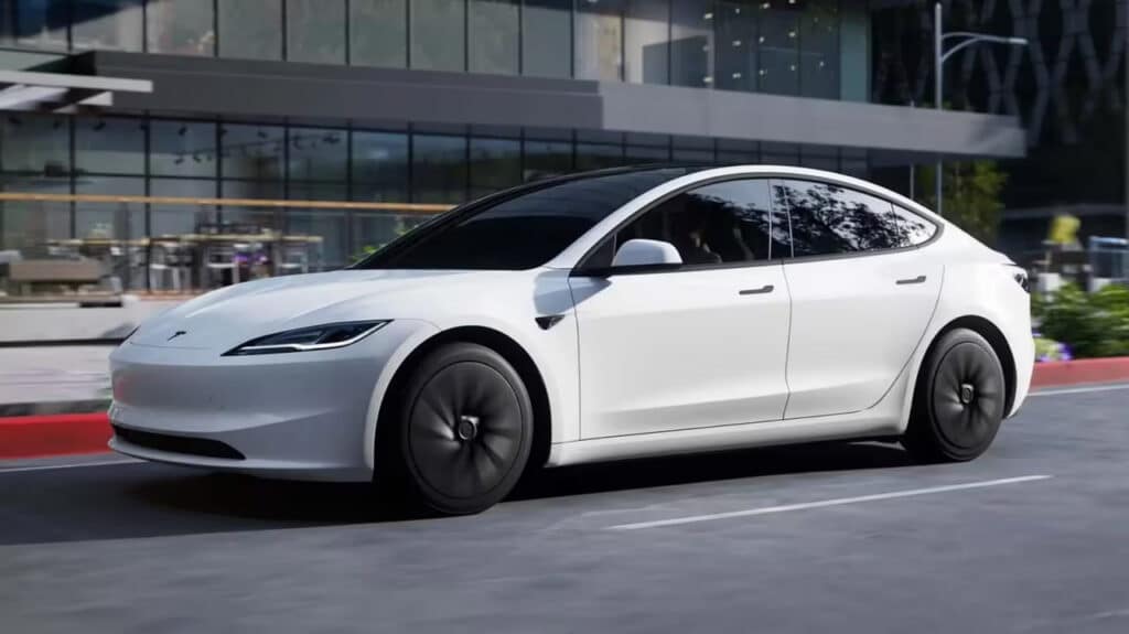 Eng arzon Tesla avtomobili taqdim etildi / Foto: Tesla