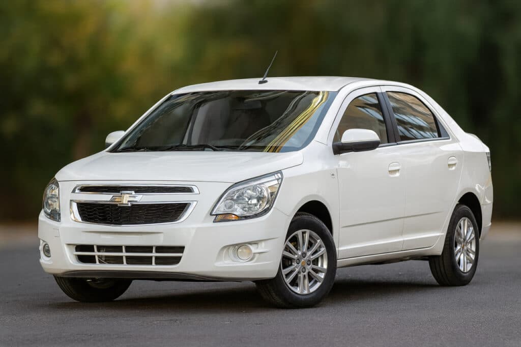 Chevrolet Cobalt avtomobili / Rasm SI 