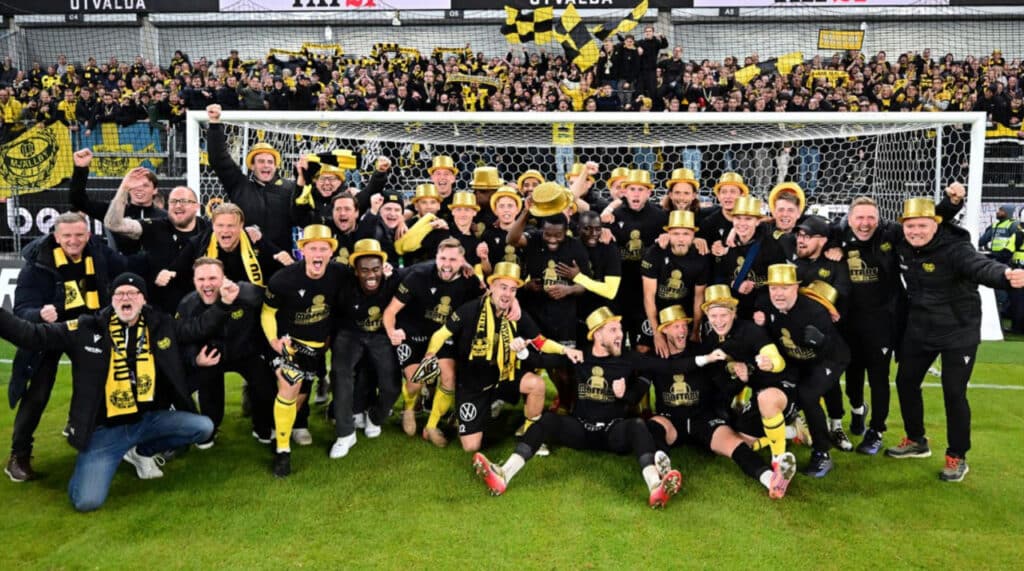 Xellevik qishlog‘ining jamoasi cheklangan byudjet bilan Shvetsiya futbolining yuqori cho‘qqisini egalladi.