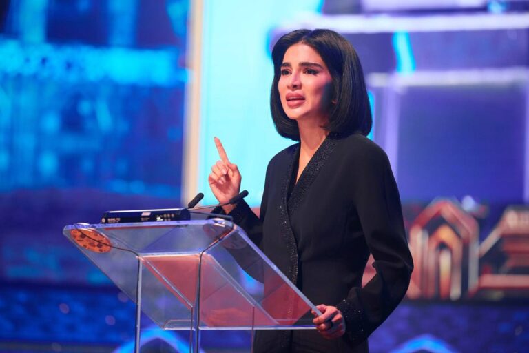 Saida Mirziyoyeva Congratulates Winners of Zakovat-Gambit Chess Tournament