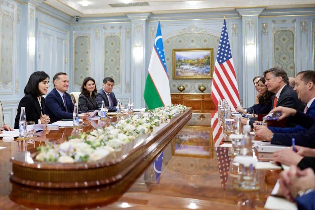 O‘zbekiston ochiqlik siyosati tufayli ko‘proq hamkorlarni jalb etmoqda — Mirziyoyeva AQSh delegatsiyasi bilan uchrashdi