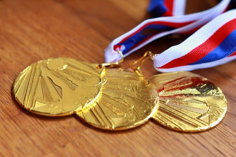 O‘zbekiston o‘quvchilari 2026-yilda xalqaro fan olimpiadalarida 220 ta medalni qo‘lga kiritdi
