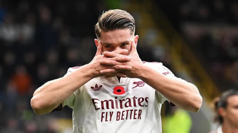 Арсенал на классе обыграл Бернли и укрепился на вершине АПЛ