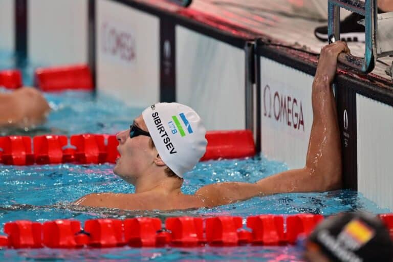 Рияд-2025: Серебряные успехи узбекистанских спортсменов в карате и плавании