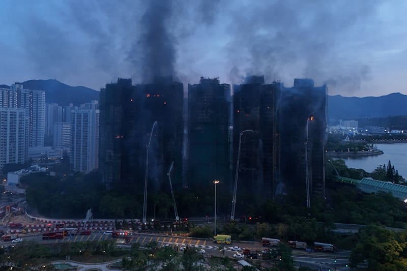 Hong Kong Tower Blaze Kills at Least 44