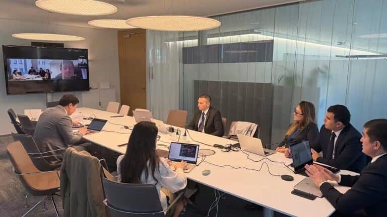 Для вступления в ВТО Узбекистану осталось провести переговоры с двумя странами