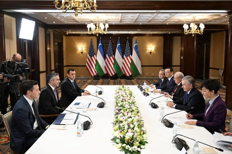 Mirziyoyev GM rahbari bilan ishlab chiqarishni kengaytirishni muhokama qildi