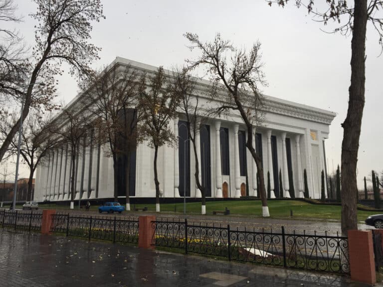 AQSh valyutasi hafta davomida 12,37 so‘mga pasaydi, Airbus 6 mingga yaqin A320 samolyotini chaqirib olmoqda — 29-noyabrning eng muhim hodisalari