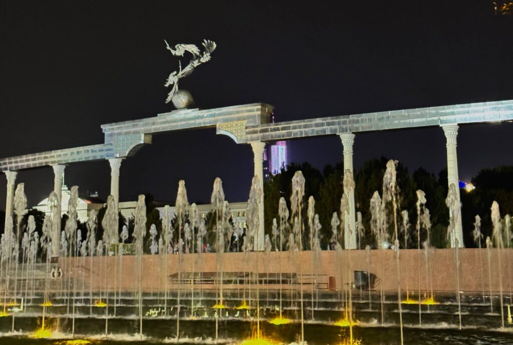 Площадь Независимости Узбекистана