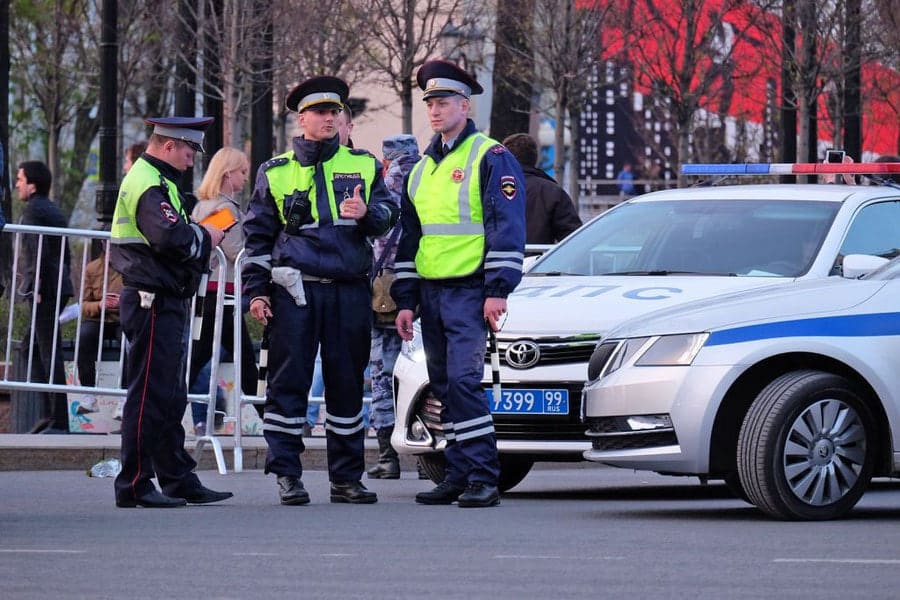 O‘zbekistonda berilgan haydovchilik guvohnomasi Rossiyada ham amal qiladi — elchixona