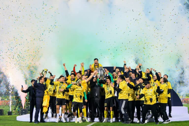 Superliga: Mavsumning eng yaxshi futbolchisi va murabbiyi nomiga da’vogarlar e’lon qilindi