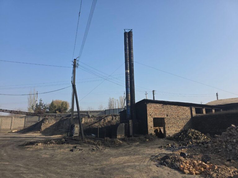 Zangiotada ekologiyaga zarar yetkazayotgan g‘isht zavodi faoliyati to‘xtatildi