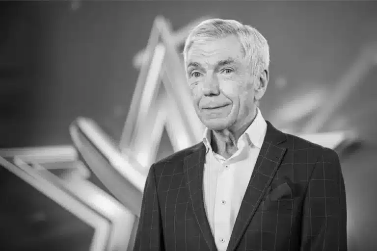 Умер телеведущий Юрий Николаев