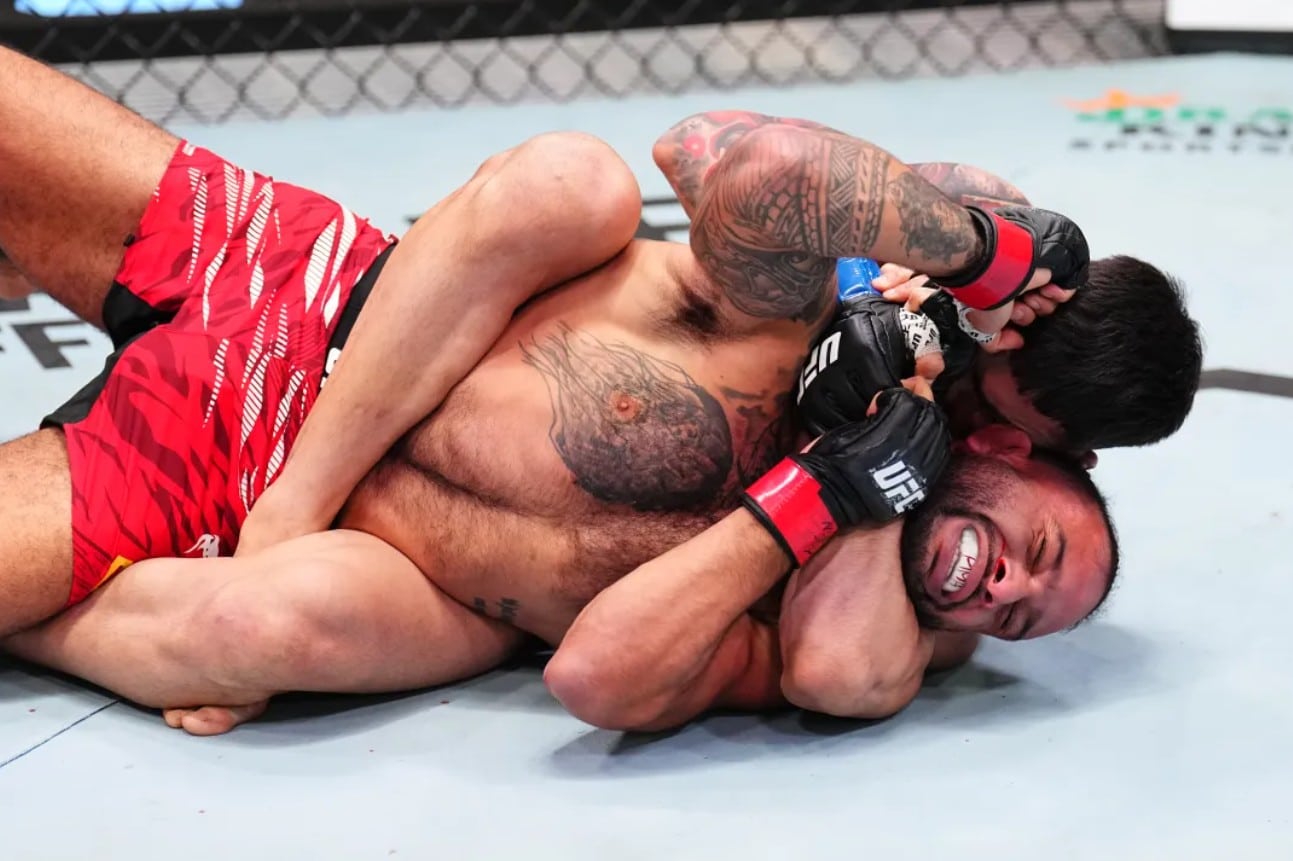 Isaac Dulgarian UFC fight