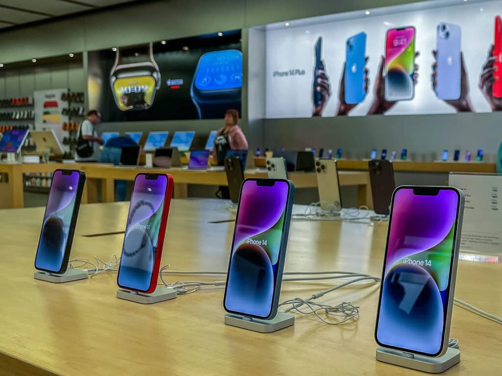 Eng ommabop smartfonlar e’lon qilindi