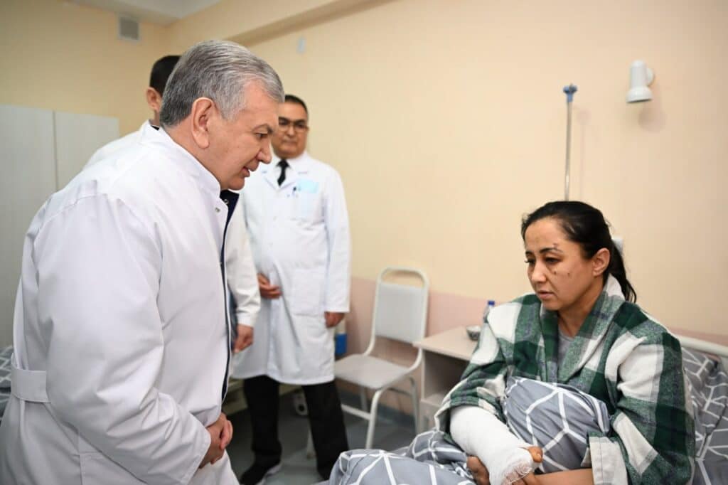 Мирзиёев в Сырдарье