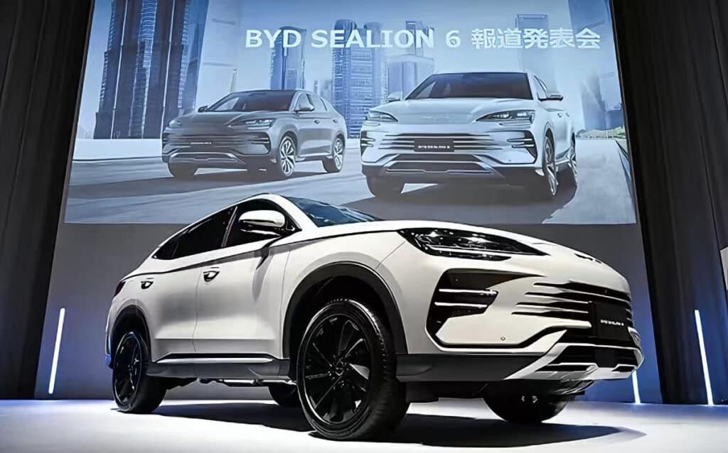 BYD Sealion 6 gibrid modeli Yaponiyada 27 ming dollardan sotuvga chiqarildi / Foto: Nikkei