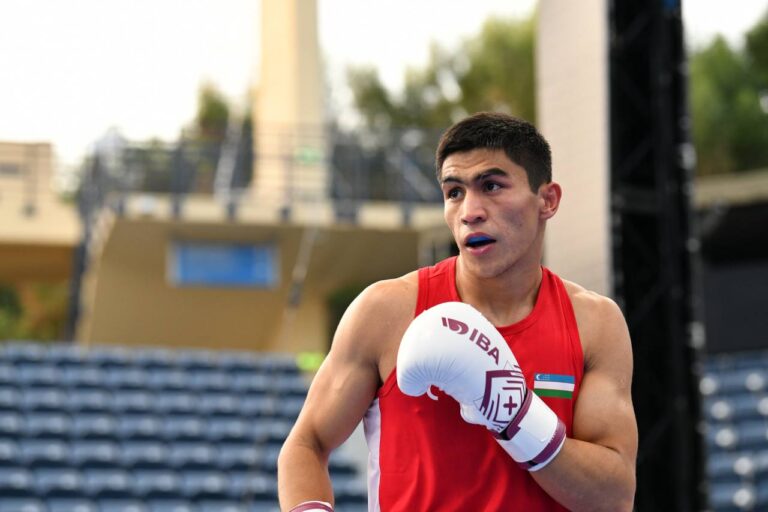 Боксеры Узбекистана доминируют на ЧМ IBA: серия побед и три выхода в четвертьфинал