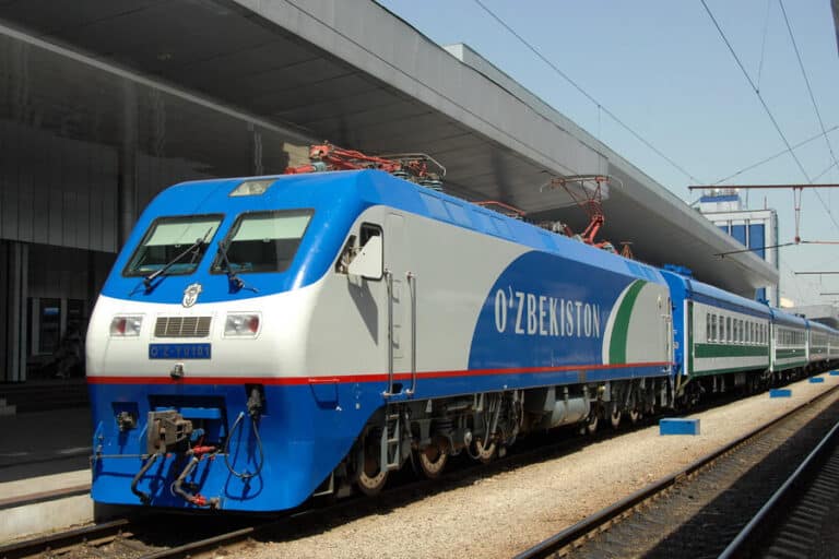 Toshkent – Andijon yo‘nalishidagi ba’zi poyezdlar qatnovi to‘xtatildi