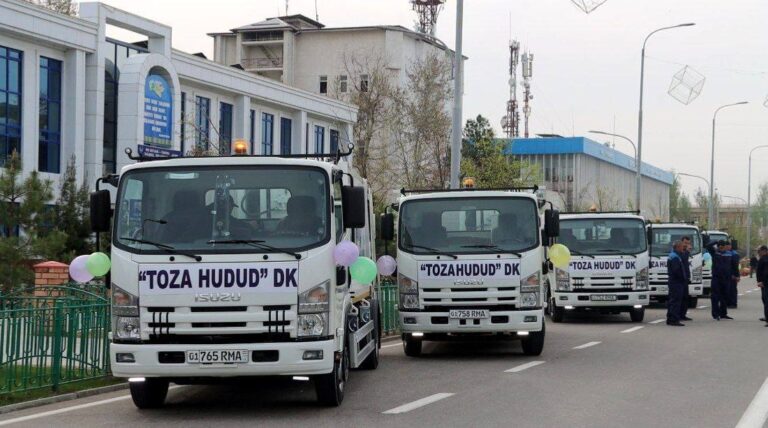 Долги узбекистанцев за вывоз мусора превысили 9 млрд сумов