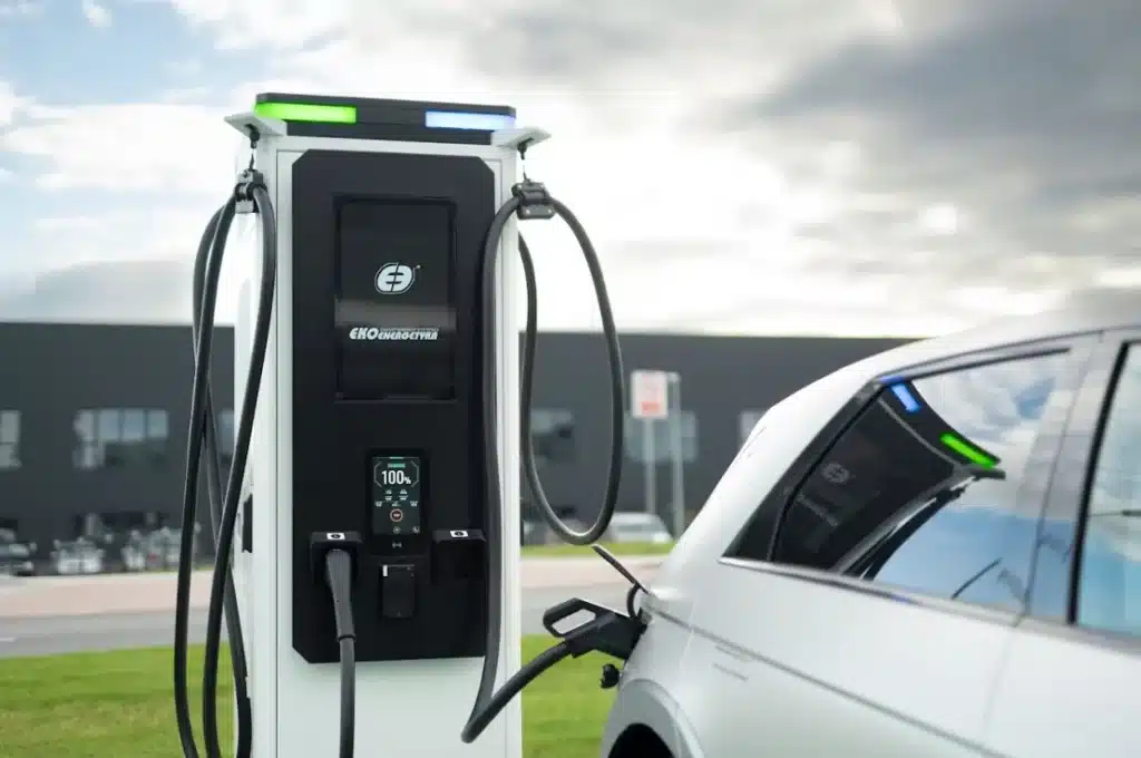 Uzbekistan exempts EV charging equipment and green projects from duties and taxes
