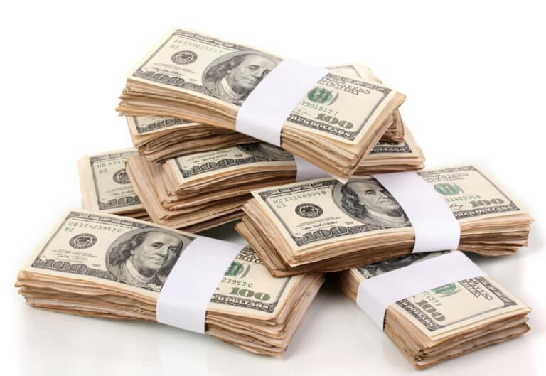 26-yanvar kuni xorijiy valyutalarni qaysi banklarda qulay narxda almashtirish mumkin