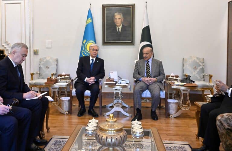 Пакистан и Казахстан намерены развивать транспортный коридор из Беларуси в Узбекистан