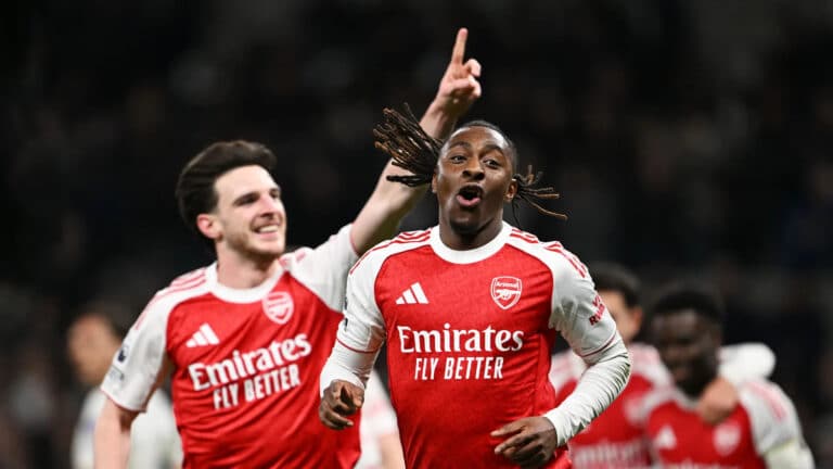 Дерби без интриги: Арсенал разгромил Тоттенхэм и укрепил лидерство
