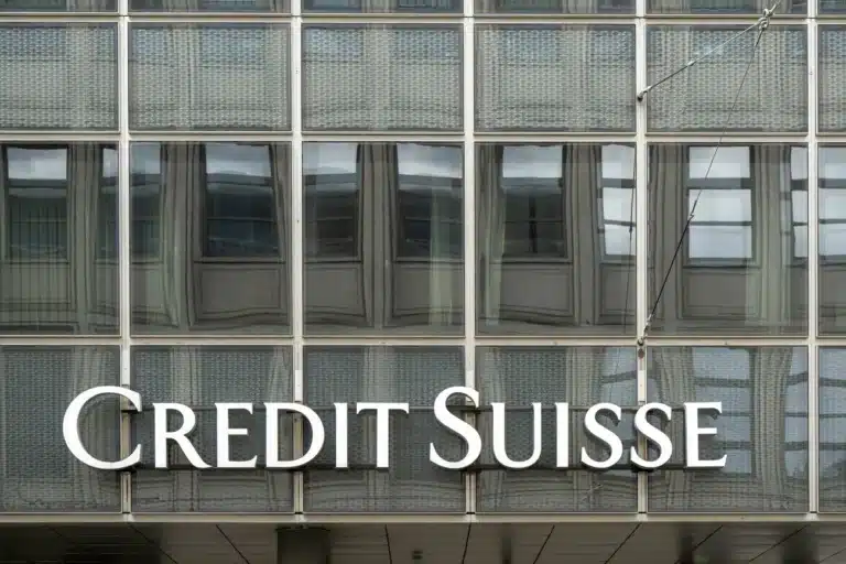 В Credit Suisse нашли 890 счетов, связанных с нацистами, — Reuters