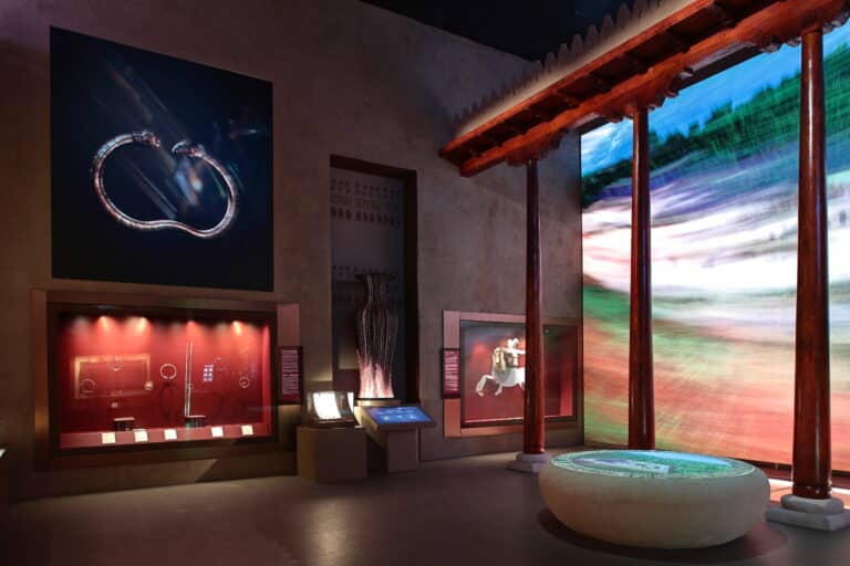 Pre-Islamic Bactrian Treasures From UK Arrive in Uzbekistan