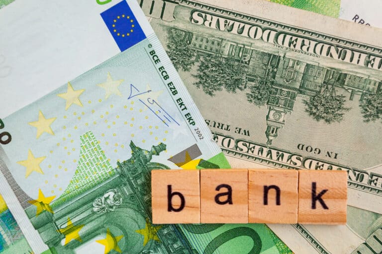 Где лежат триллионы: рейтинг банков Узбекистана по уровню депозитов физлиц