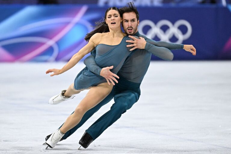 Fournier Beaudry and Cizeron Win Ice Dance Gold at Olympics