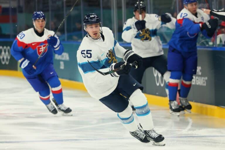 Словакия — Финляндия: словаки уничтожили финнов в первом матче Олимпиады в Милане