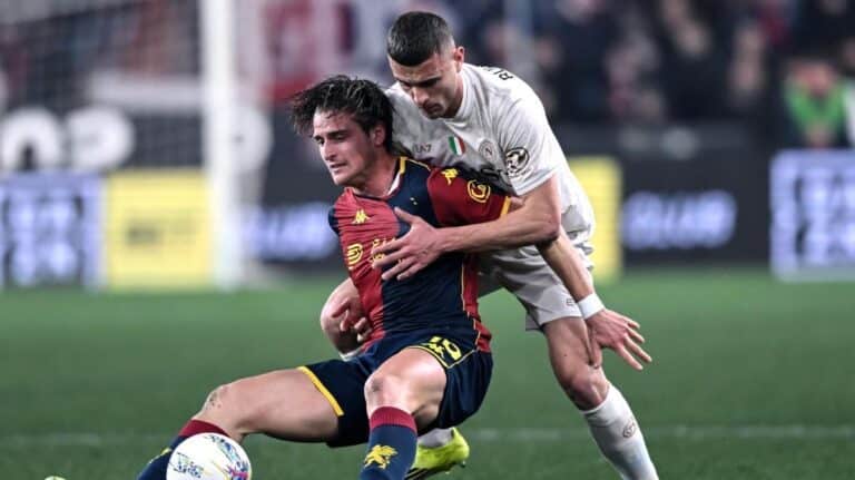 Драма в Генуе: Наполи вырвал победу у Дженоа на последних минутах