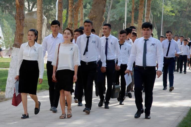 O‘zbekistonda har haftaning payshanba kuni Yoshlar kuni etib belgilandi