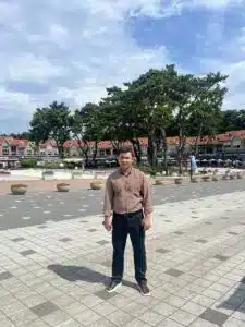 Асадбек Комилов