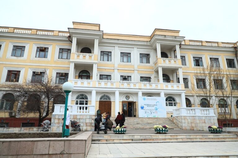 Поликлинику Ташкентского текстильного комбината превратят в больницу