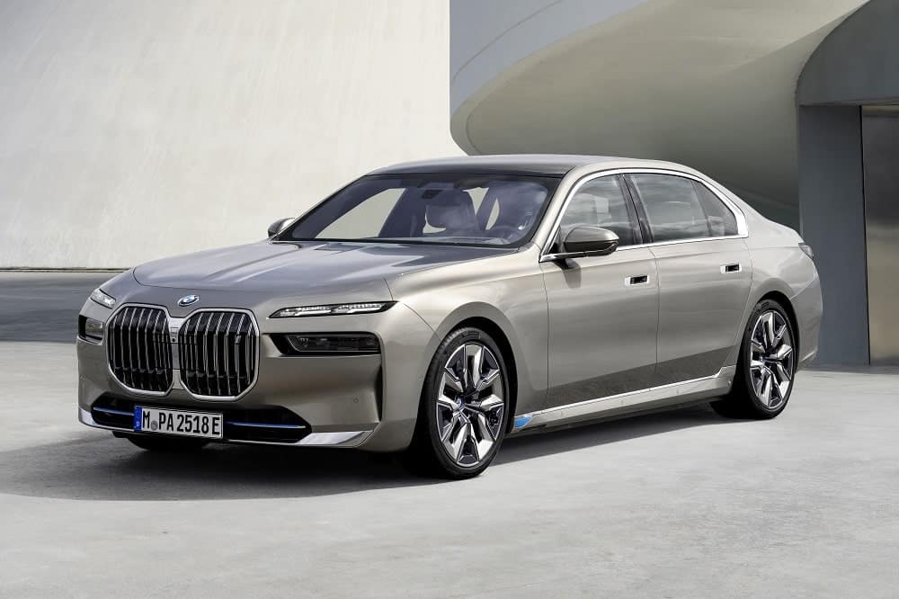 BMW 7 Series 2026 qanday texnik xususiyatlarga ega / Foto: Autotijd