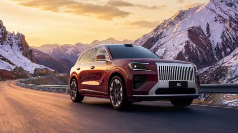 Zeekr 8X bilan test-drayv: avtomobil turli yo‘l sharoitlarida tekshirildi