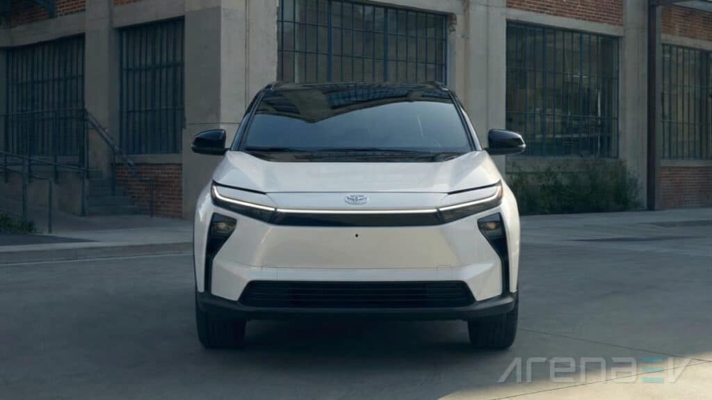 Toyota Yaris 2027 benzin, gibrid va to‘liq elektr variantlarda taqdim etiladi / Foto: ArenaEv