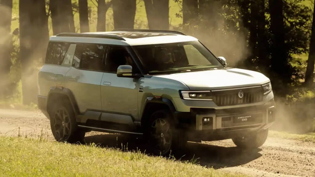 BYD Denza B8 elektromobili xavfsizlik sinovidan o‘tkazildi