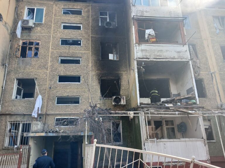 Взрыв в многоквартирном доме в Коканде привел к смерти человека