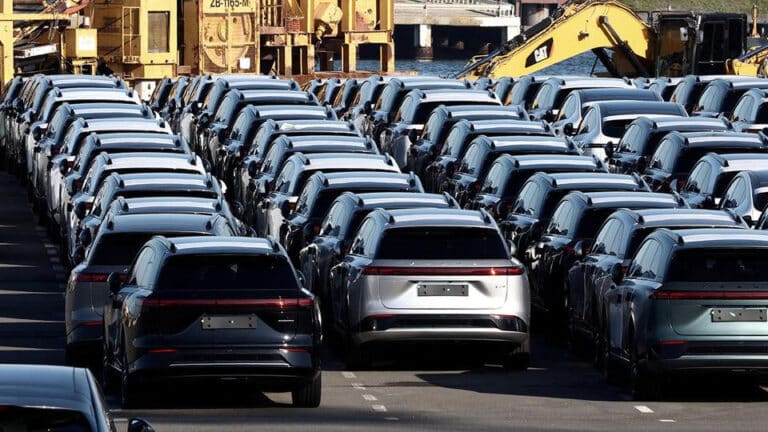 Avtogigantlar elektromobillarga o‘tishni sekinlashtirmoqda