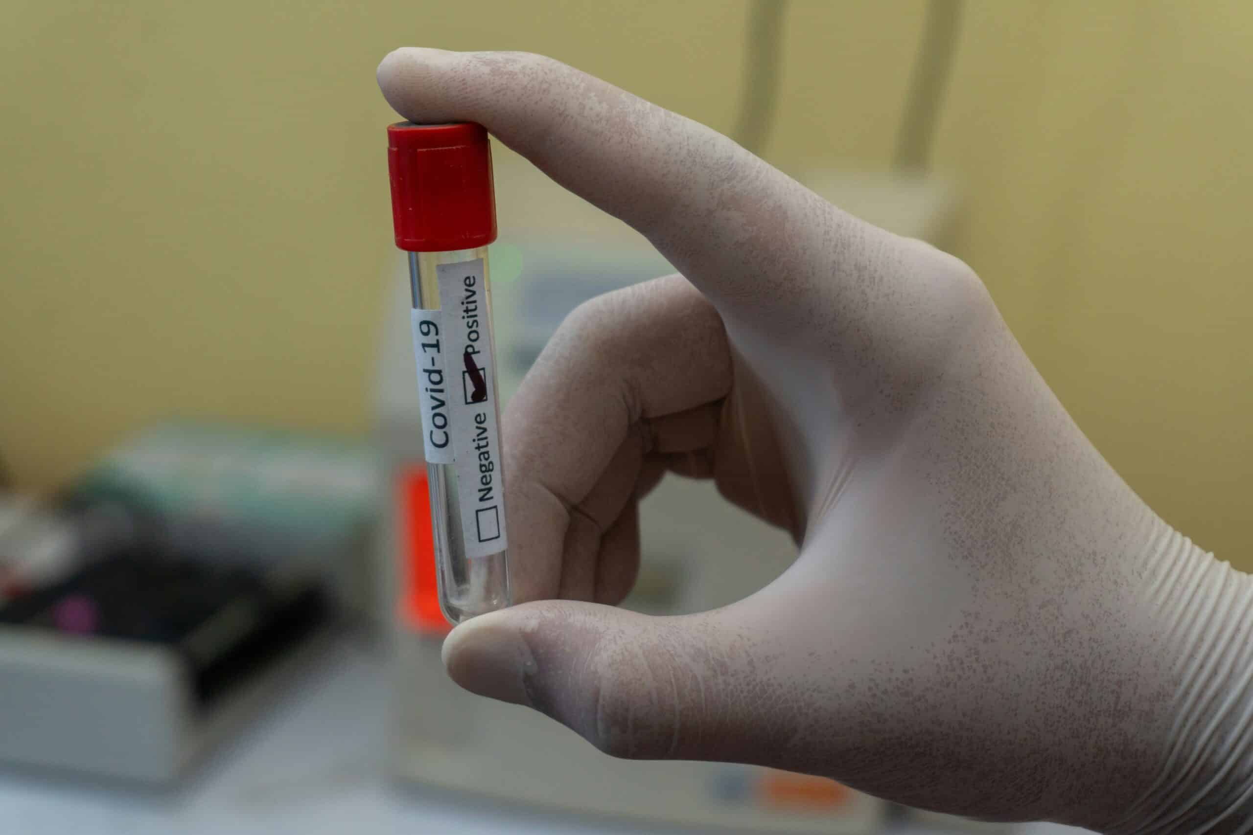 Koronavirus vaksinalari saratonga olib keladi degan gaplar asossiz — SSV