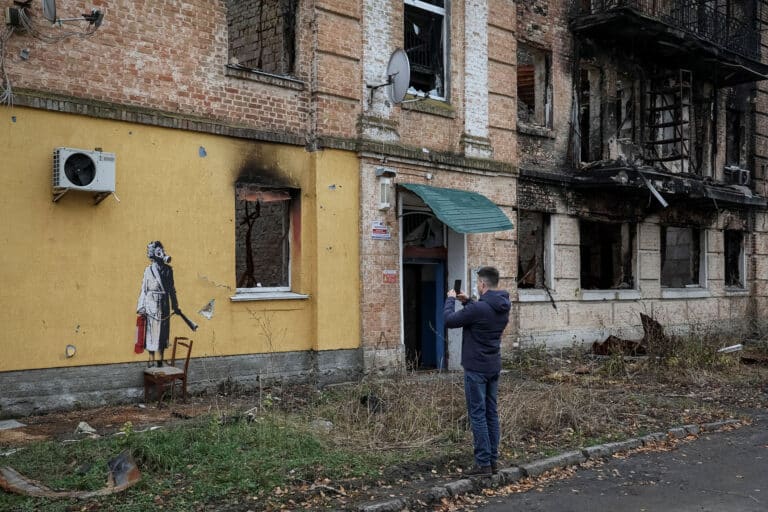 Reuters раскрыло настоящее имя Бэнкси