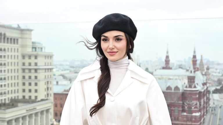 Arrest Warrant Issued for Actress Hande Ercel in Turkey