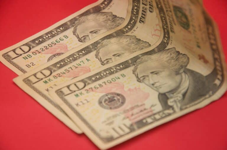 Какой курс доллара в Узбекистане 10 марта