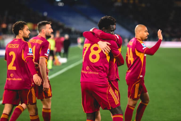 Рома вырвала победу на характере: точный удар Ваза сломал Лечче