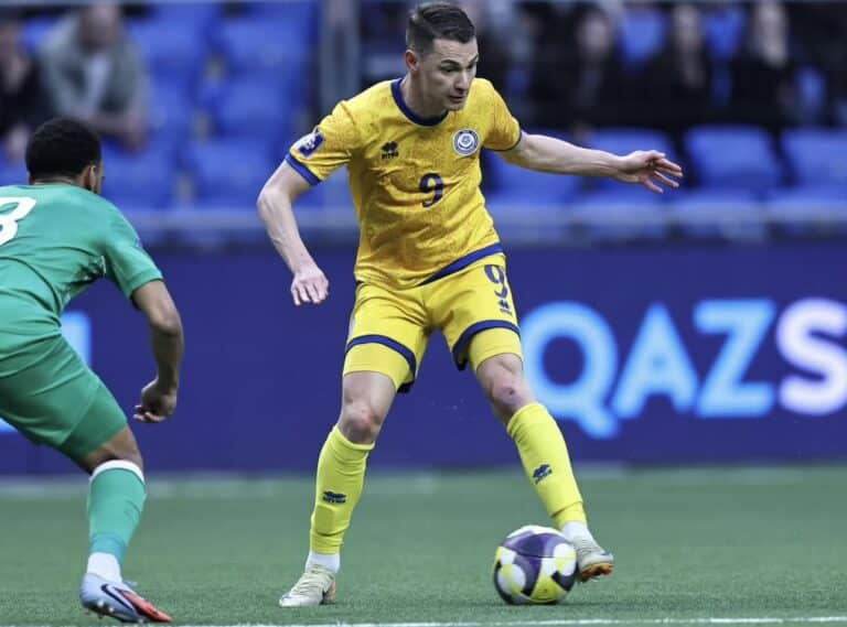 Казахстан удержал победу и выиграл группу FIFA Series