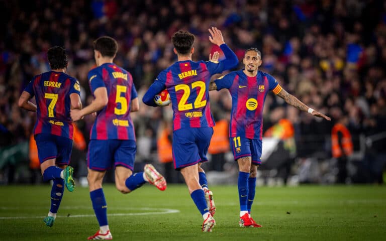 Три удара по надежде: Барселона разгромила Атлетико, но остановилась в шаге